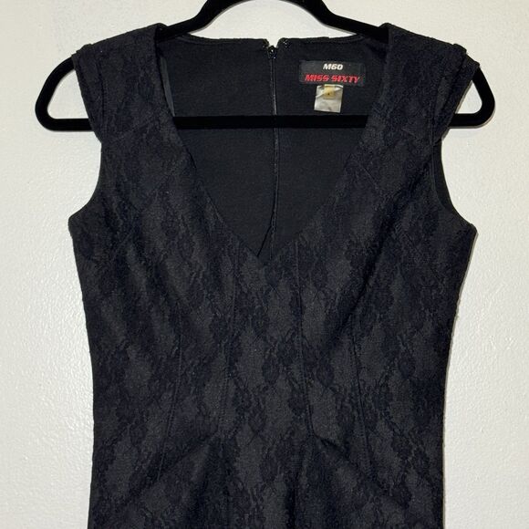 M60 MISS SIXTY Lace Black Short Dress Cap Sleeve Stretch Pockets V Neck Size 4 - Picture 3 of 10